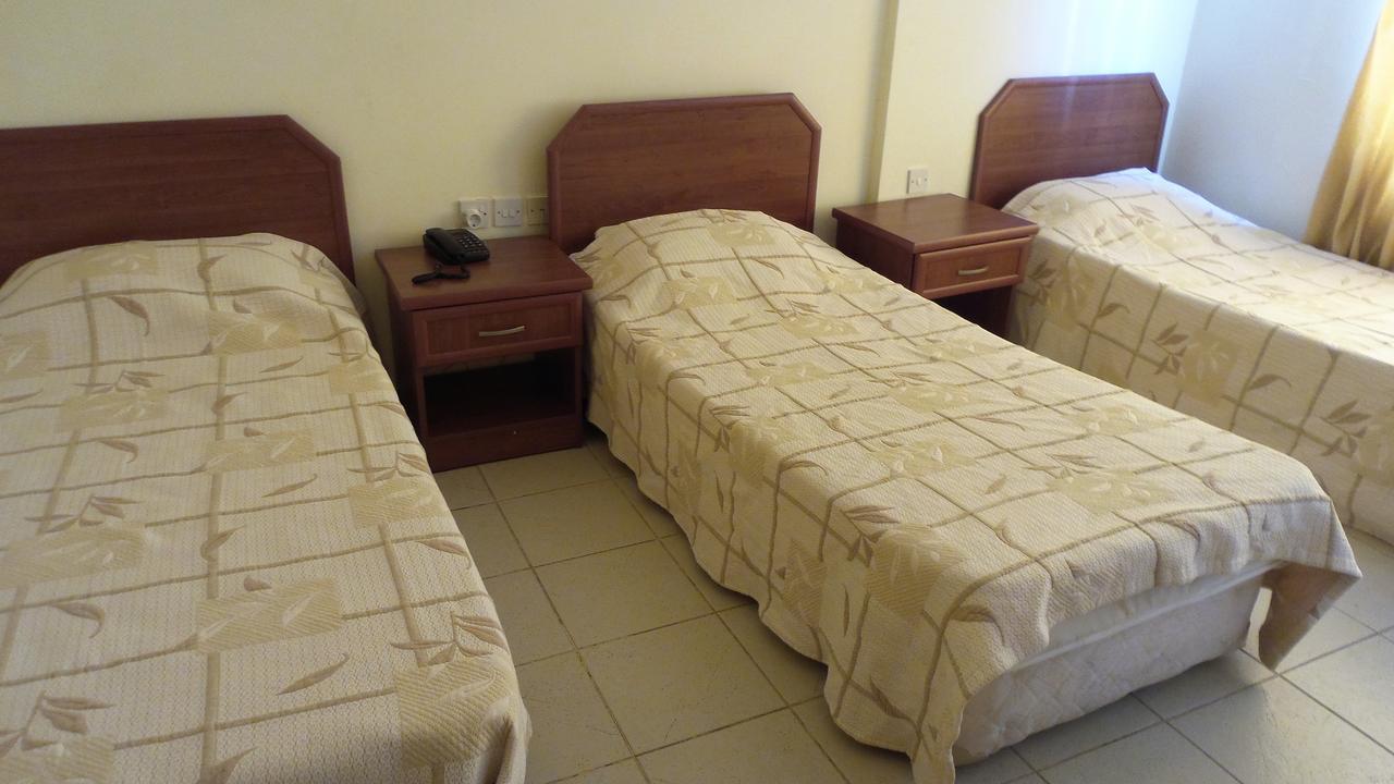 Kasgar Court Hotel Agia Varvara Ngoại thất bức ảnh